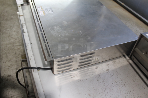 APW Wyott SPTU-50N Stainless Steel Commercial Countertop Bun Warming Drawer. 120 Volts, 1 Phase. Tested and Working! - Image 4 of 8