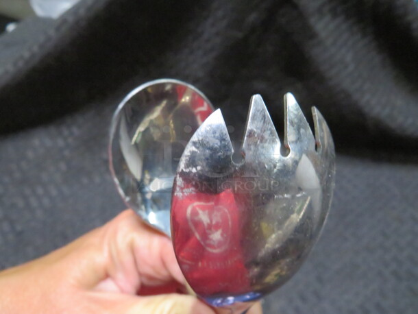 Stainless Steel Fork And Spoon Buffet Tongs. 2XBID - Image 2 of 2