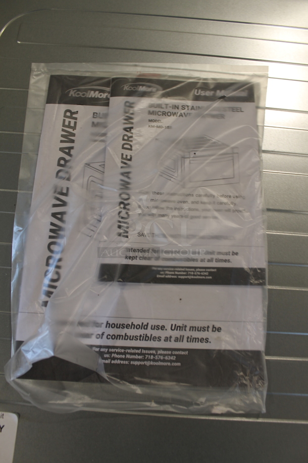 BRAND NEW SCRATCH AND DENT! 2023 KoolMore KM-MD-1SS Stainless Steel Commercial Microwave Oven Drawer. 120 Volts, 1 Phase. Tested and Working! - Image 4 of 8