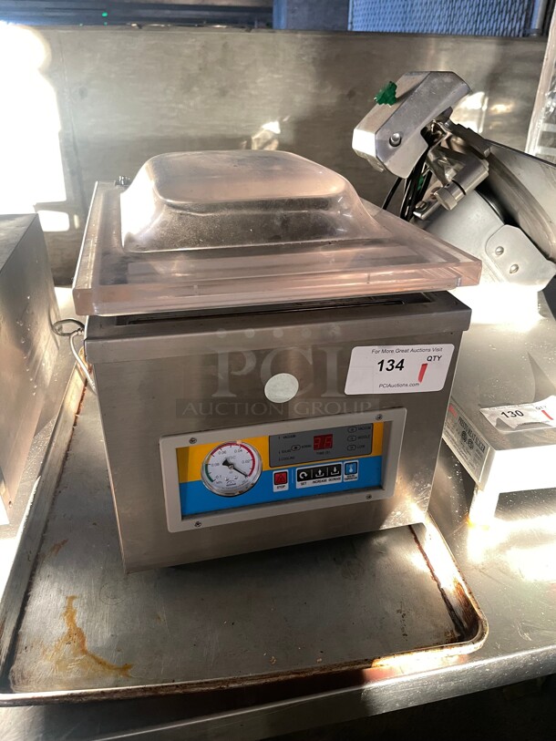 Clean! VacMaster VP230 Chamber Vacuum Sealer w/ 12 inch  Seal Bar, NSF  115 Volt Tested and Working! - Image 2 of 9