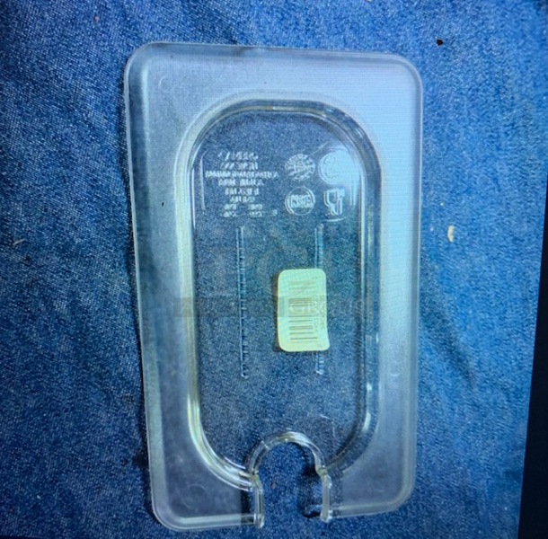 NEW 1/9 Size Food Storage Lid. 6XBID - Image 1 of 1
