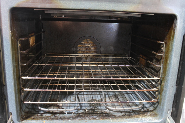 Thermador Stainless Steel Electric Powered Double Stack Wall Oven; One Convection Oven. 208 Volts, 1 Phase. - Image 4 of 6