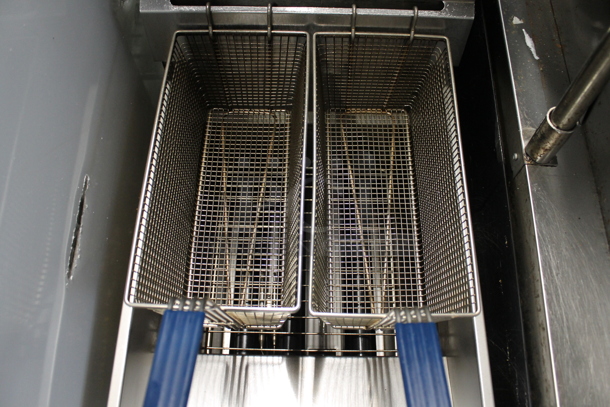 2019 Pitco Frialator VF35 Stainless Steel Commercial Floor Style Natural Gas Powered Deep Fat Fryer w/ 2 Metal Fry Baskets on Commercial Casters. 70,000 BTU.  - Image 3 of 5