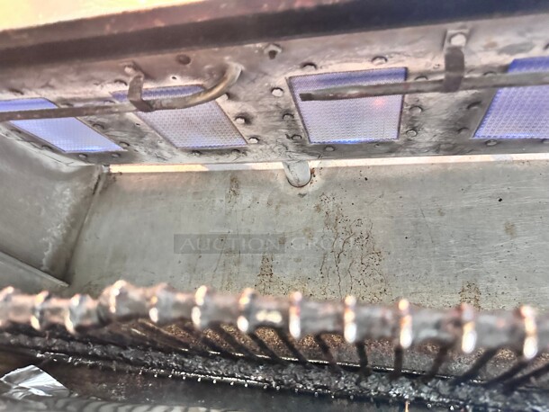 Working! Wolf CMSS-48 48 inch Gas Cheese Melter Broiler w/ Infrared Burner, Stainless, Natural Gas NSF Tested and Working! - Image 5 of 7