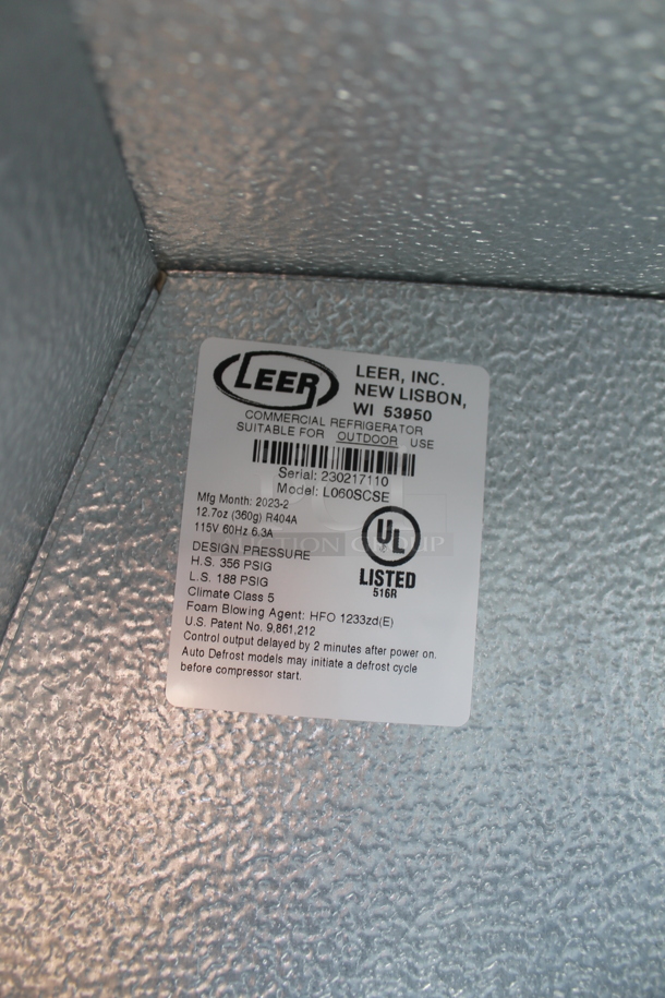 BRAND NEW SCRATCH AND DENT! 2023 Leer 60CSL 73" Outdoor Cold Wall Ice Merchandiser with Slanted Front and Galvanized Steel Doors. 115 Volt, 1 Phase. Tested and Working! - Image 12 of 12