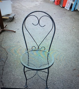 Black Metal Patio Chair. 2XBID