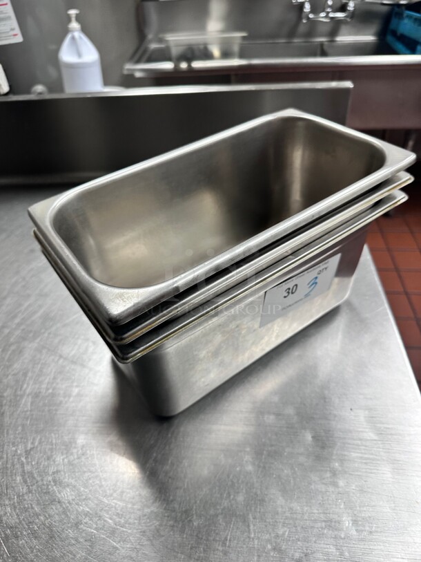 Clean! Vollrath 30842 Third Size Steam Pan - Stainless Steel NSF  - Image 1 of 5