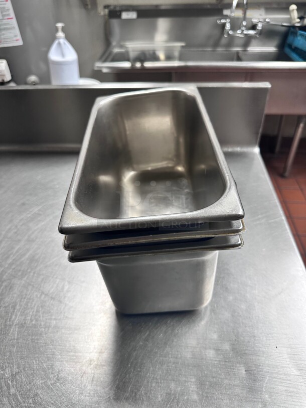 Clean! Vollrath 30842 Third Size Steam Pan - Stainless Steel NSF  - Image 2 of 5