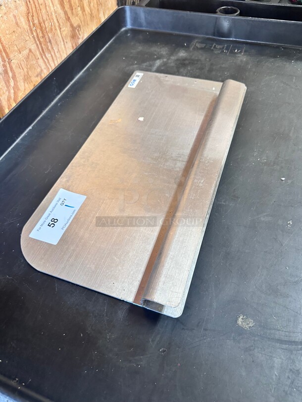 New! GSW Removable Splash Guard for 1 inch Wide Fryers, Stainless Steel  NSF - Image 1 of 6