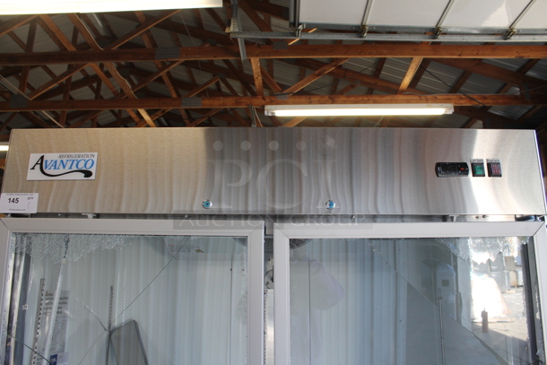 BRAND NEW SCRATCH AND DENT! 2022 Avantco 178A49RGHC Stainless Steel Commercial 2 Door Reach In Cooler Merchandiser w/ Poly Coated Racks. 115 Volts, 1 Phase. Tested and Working! - Image 4 of 5