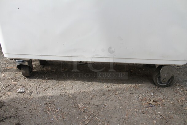 White Poly Ingredient Bin on Commercial Casters.  - Image 4 of 4
