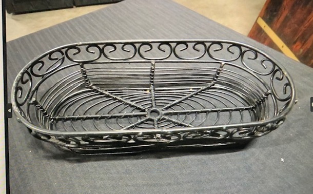 9X4X2 Black Metal Basket. 13XBID - Image 1 of 1