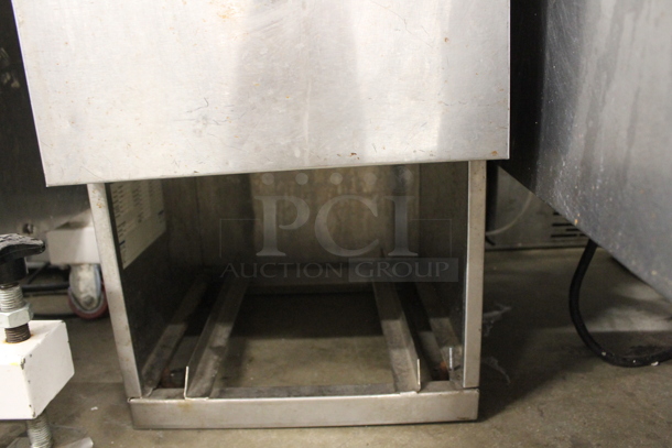 Norlake Stainless Steel Commercial Countertop Ice Shaver. 115 Volts, 1 Phase. Tested and Working! - Image 5 of 7