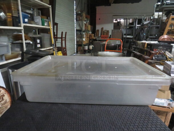 One 8.5 Gallon Food Storage Container With Lid. - Image 1 of 1