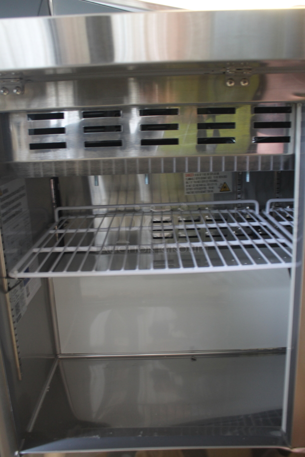 BRAND NEW SCRATCH AND DENT! 2023 Avantco 178APT48MHC Stainless Steel Commercial Sandwich Salad Prep Table Bain Marie Mega Top on Commercial Casters. 115 Volts, 1 Phase. Tested and Working! - Image 5 of 6