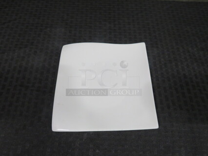 7X7 Maxwell Williams Plate. 6XBID