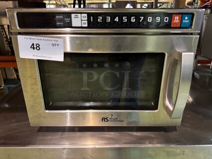 Royal Sovereign Commercial Microwave, Like New, Very nice condition!