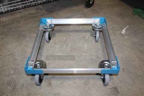 NEW IN BOX! Carlisle Aluminum Dolly Without Handle 