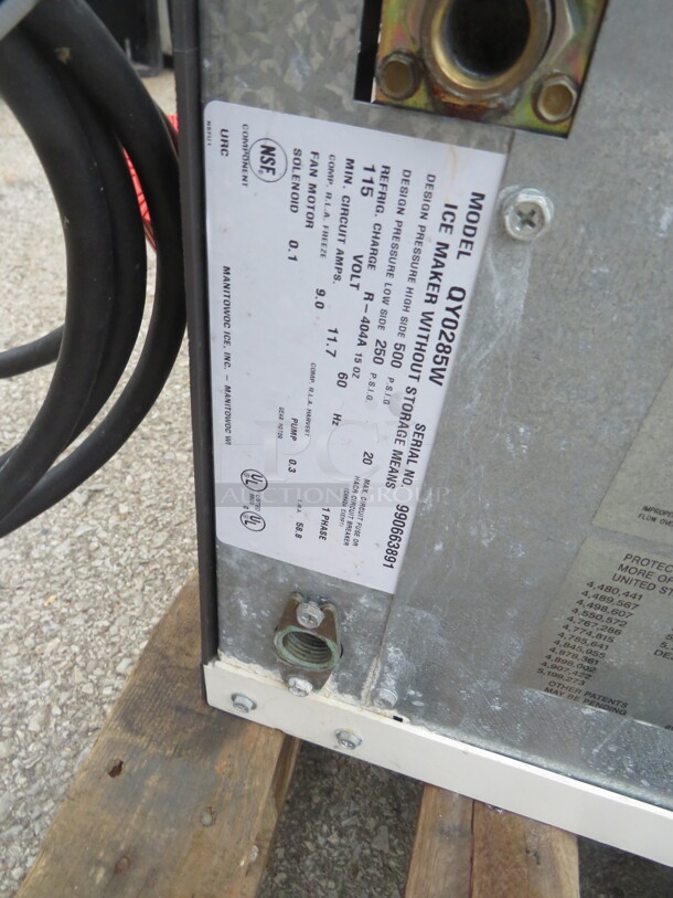 One Manitowic Ice Maker. 115 Volt. Model# QY0285W. 30X23X18 - Image 3 of 3