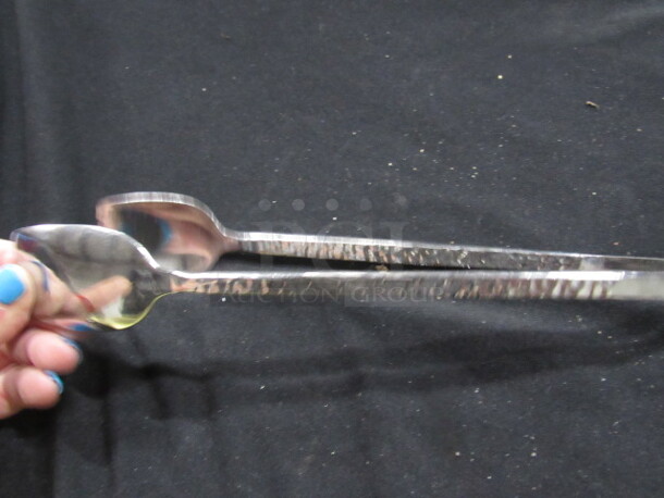 Stainless Steel Tong. 2XBID - Image 2 of 3