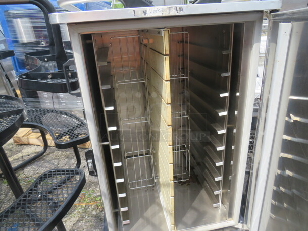 One Aladdin Convect Rite  Food Transport On Casters. 30X35X56 - Image 2 of 2