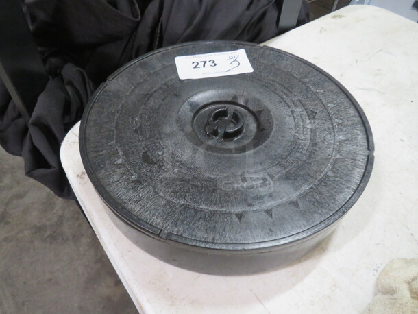 NEW Tortilla Keeper With Lid. 3XBID - Image 1 of 2