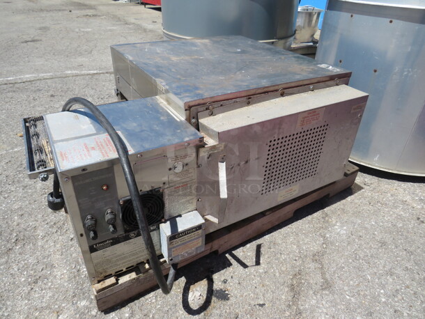 One Lincoln Impinger Conveyor Pizza Oven. Model# 1132. 120/208 Volt. 3 Phase. 56X39X20 - Image 4 of 5