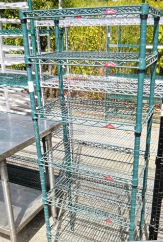 One Metro Shelf With 6 Shelves. 24X14X63