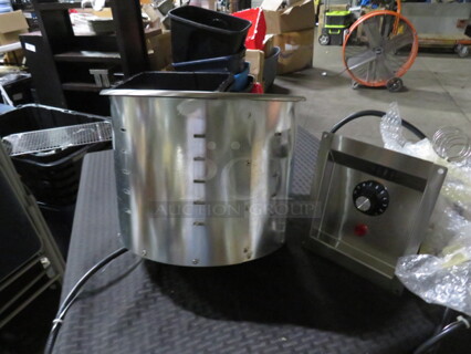 One NEW Vollrath Drop In Soup Warmer. #36421-0. 120 Volt. 