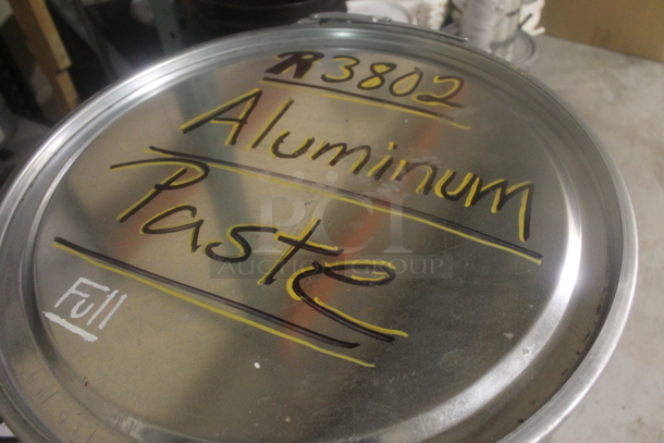 ALL ONE MONEY! MEGA LOT of Various Metal Barrels and Poly Buckets of Various Contents; Aluminum Paste, Ammonium Hydroxide and Liquid Roof. BUYER MUST REMOVE. - Image 3 of 12