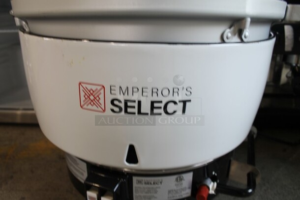 BRAND NEW SCRATCH AND DENT! Emperor's Select 478EGRC140NG Metal Commercial Countertop Natural Gas Powered Rice Cooker. 28,000 BTU. Tested and Working! - Image 2 of 10