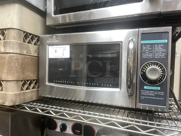 Working! Sharp R-21LCFS 1000w Commercial Microwave w/ Dial Control, 120v NSF Tested and Working! 