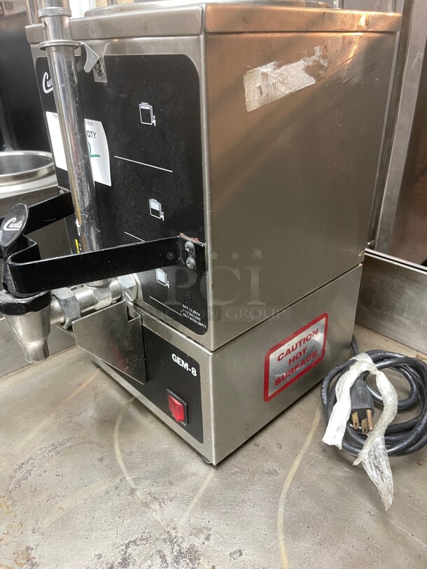Working! Curtis GEM-3/GEM-8  1.5 Gallon Satellite Commercial Coffee Server With Warmer Stand NSF 115 Volt Tested and Working! - Image 3 of 10
