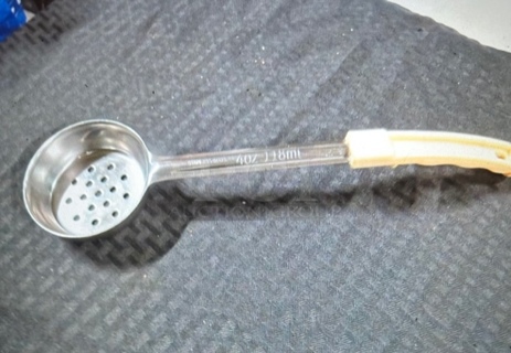 One 8oz Perforated Spoodle.