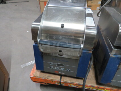 One Electrolux Panini Press. Model# HSPPAN. 208 Volt. 