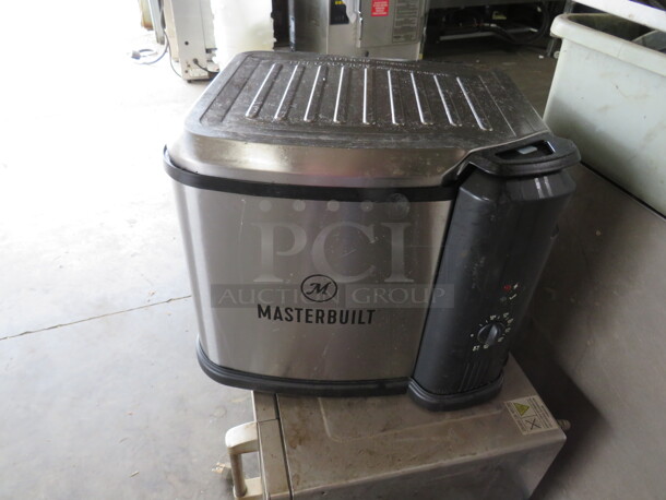 One Masterbilt Deep Fryer. Model #MB2 012420. 120 Volt. 1650 Watt. 18X16X15 - Image 1 of 2