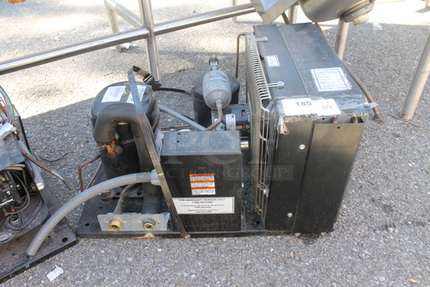 Standex MHHZ007FB Commercial Condensing Unit. 208-230V, 1 Phase.