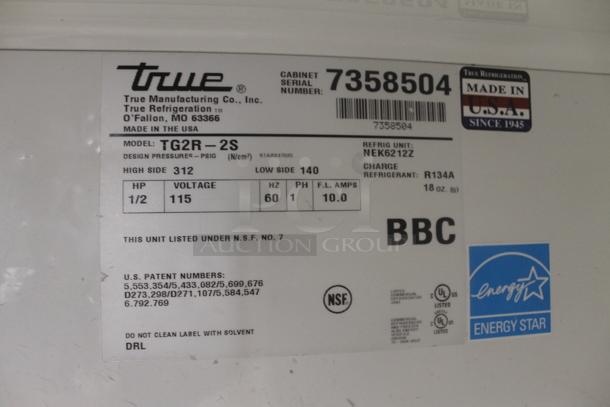 2012 True TG2R-2S Stainless Steel Commercial 2 Door Reach In Cooler w/ Poly Coated Racks on Commercial Casters. 115 Volts, 1 Phase. Tested and Working! - Image 7 of 9