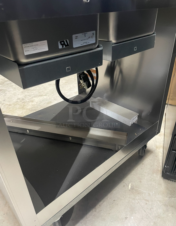Delfield E-Chef Hot Food Table 2 Wells 120 V/ Brand New - Image 7 of 9