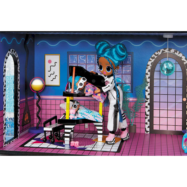 PERFECT!! LOL Surprise OMG House Dollhouse With 85+ Surprises Made from Real Wood – Great for Kids Ages 4+ PERFECT!! LOL Surprise OMG House Dollhouse With 85+ Surprises Made from Real Wood – Great for Kids Ages 4+ 2x Your Bid - Image 3 of 8