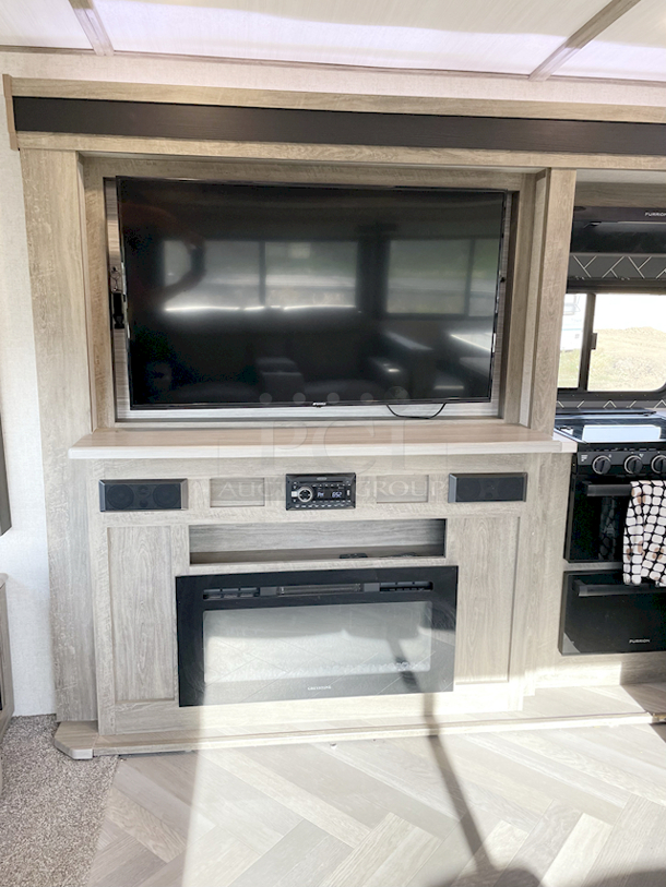  ⭐️⭐️ DO NOT BID ON THIS LOT ⭐️⭐️      
  ⭐️PHOTOS OF TRAILER INTERIOR⭐️
MORE PHOTOS AND VIDEO ON OUR FACEBOOK  AND YOUTUBE PAGE - CONTACT US WITH ANY QUESTIONS BY PHONE OR EMAIL     - Image 1 of 12