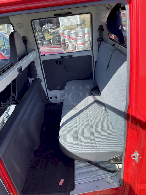 ? 5 ALARM DEAL! Toyota Hiace LY151-PSMAS Firetruck, 3L 2779CC Engine, Working Lights and Sirens. Check Out Our Instagram & Facebook Page For Videos and More Photos - Image 11 of 12