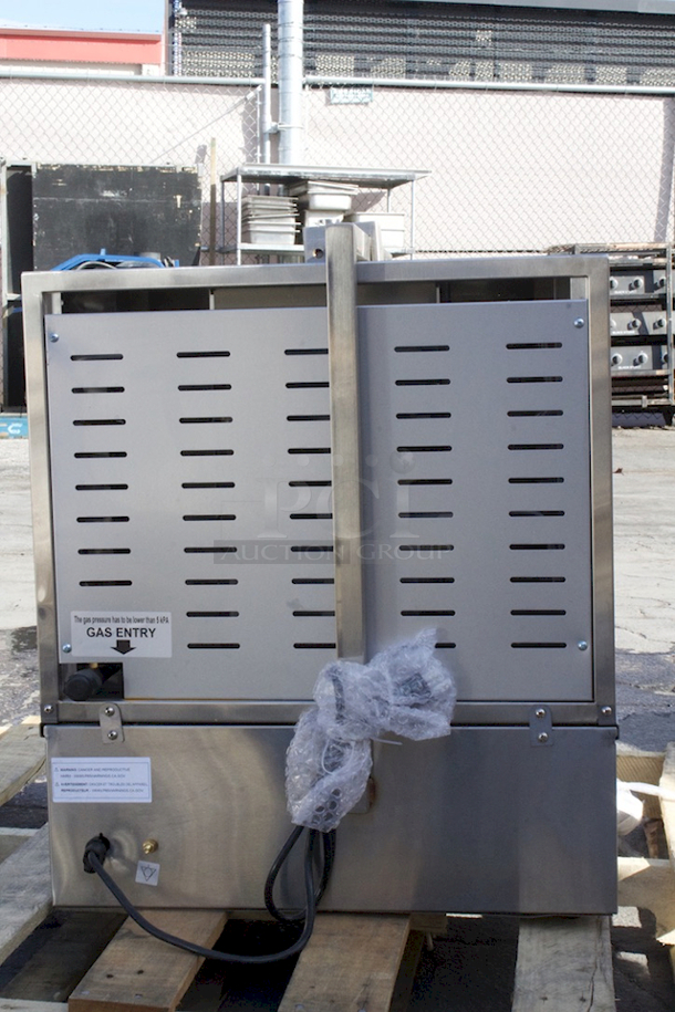 BRAND NEW SCRATCH & DENT! Avantco VB202 Gas Vertical Broiler - 45 lb. Capacity, 19,000 BTU - Image 7 of 7