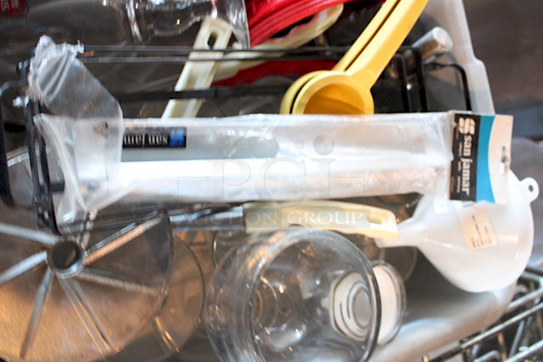 BUS TUB FULL OF MISC RESTAURANTWARE! - Image 12 of 12