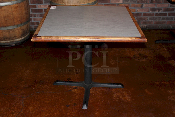 NICE! 34" Table Top With Base!
34x34x29-1/2 - Image 1 of 1