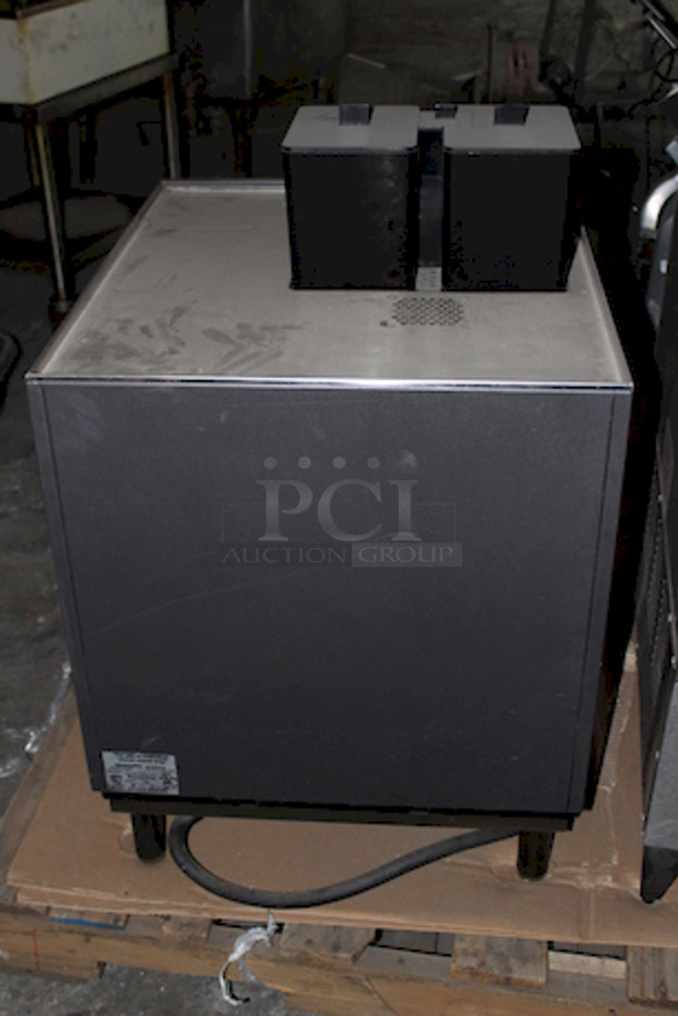 OUTSTANDING! Thermoplan CTS2, Automatic Coffee&Espresso Machine, Black&White, With (2) Grinders 208v/60/hz,  - Image 6 of 6