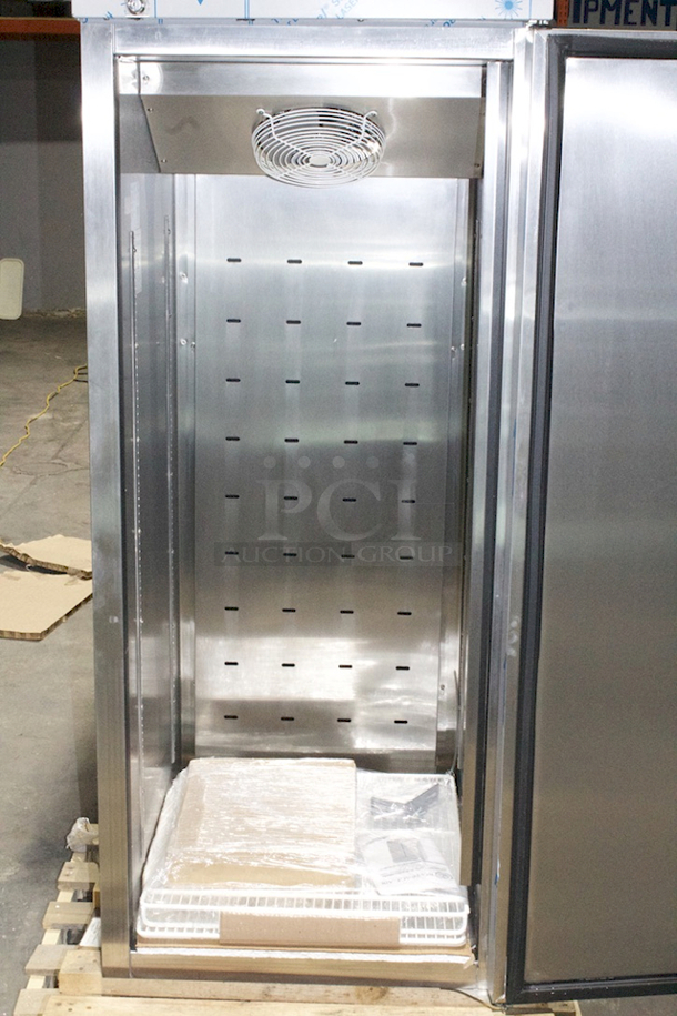 Brand NEW SCRATCH & DENT Beverage Air TMF1HC-1S 26" One Section Reach In Freezer, (1) Solid Door, 115v S/N: G22-000204. TESTED. WORKS. Fan sounds like it's rubbing on something.  - Image 7 of 8