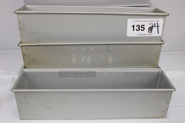AMAZING! Focus Foodservice 904650 16 in. x 4 in. Single Pullman 2-Pound Bread Pan, Glazed Aluminum Steel. 4x Your Bid - Image 1 of 2