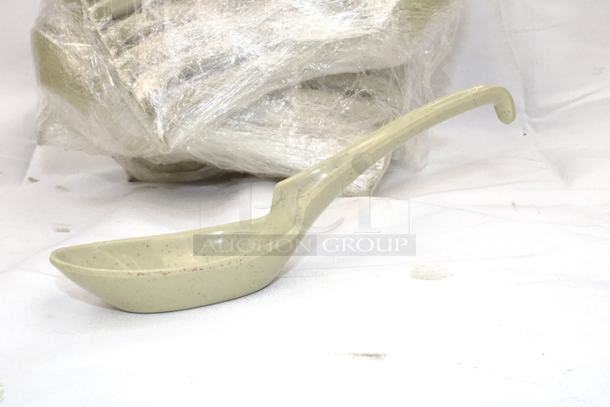 AUTHENTIC! Thunder Group 7100J Traditional  Wei 1 oz. Melamine Soup Spoon With Hooked End. 60x Your Bid - Image 2 of 6