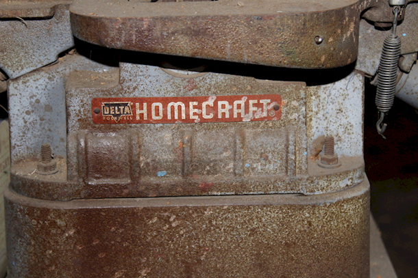 VINTAGE! Delta Homecraft 8" Table Saw/Joiner Combo With Rockwell 62-253 Motor.  - Image 9 of 11